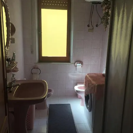 לינה וארוחת בוקר Anna