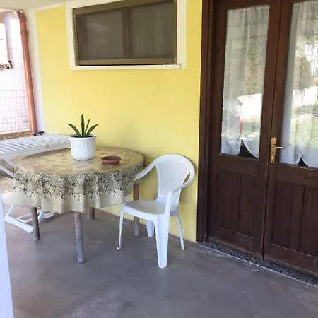 Bed & Breakfast Anna Piscinas